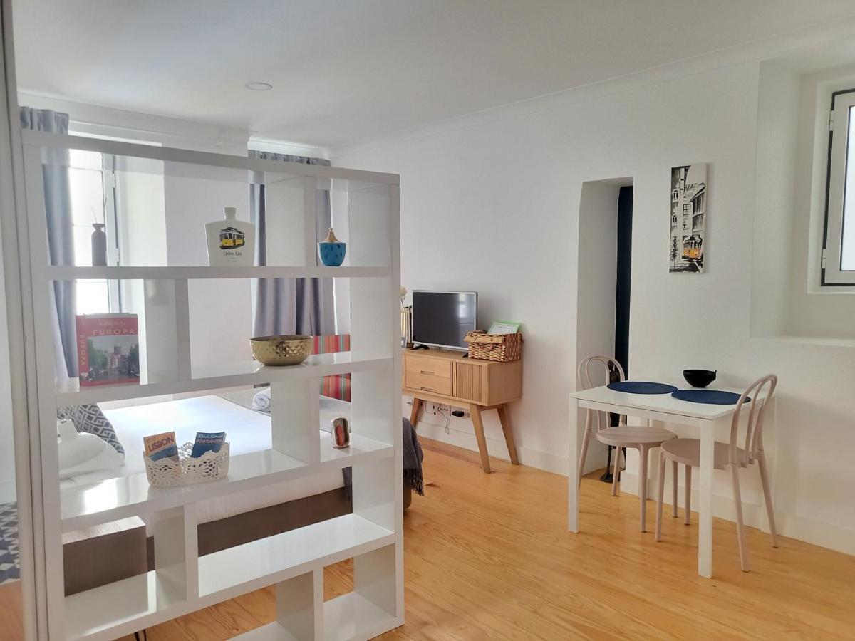 Alfama Apartments Services Lisbon Bagian luar foto