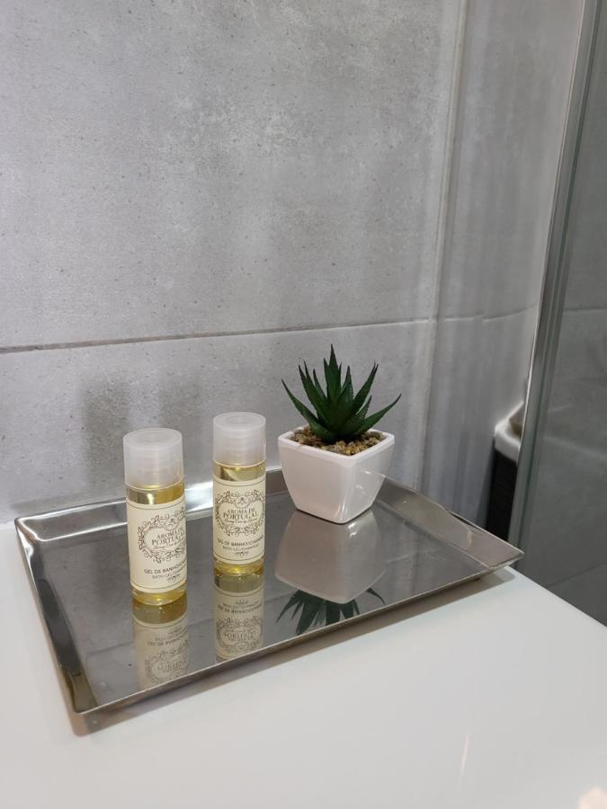 Alfama Apartments Services Lisbon Bagian luar foto