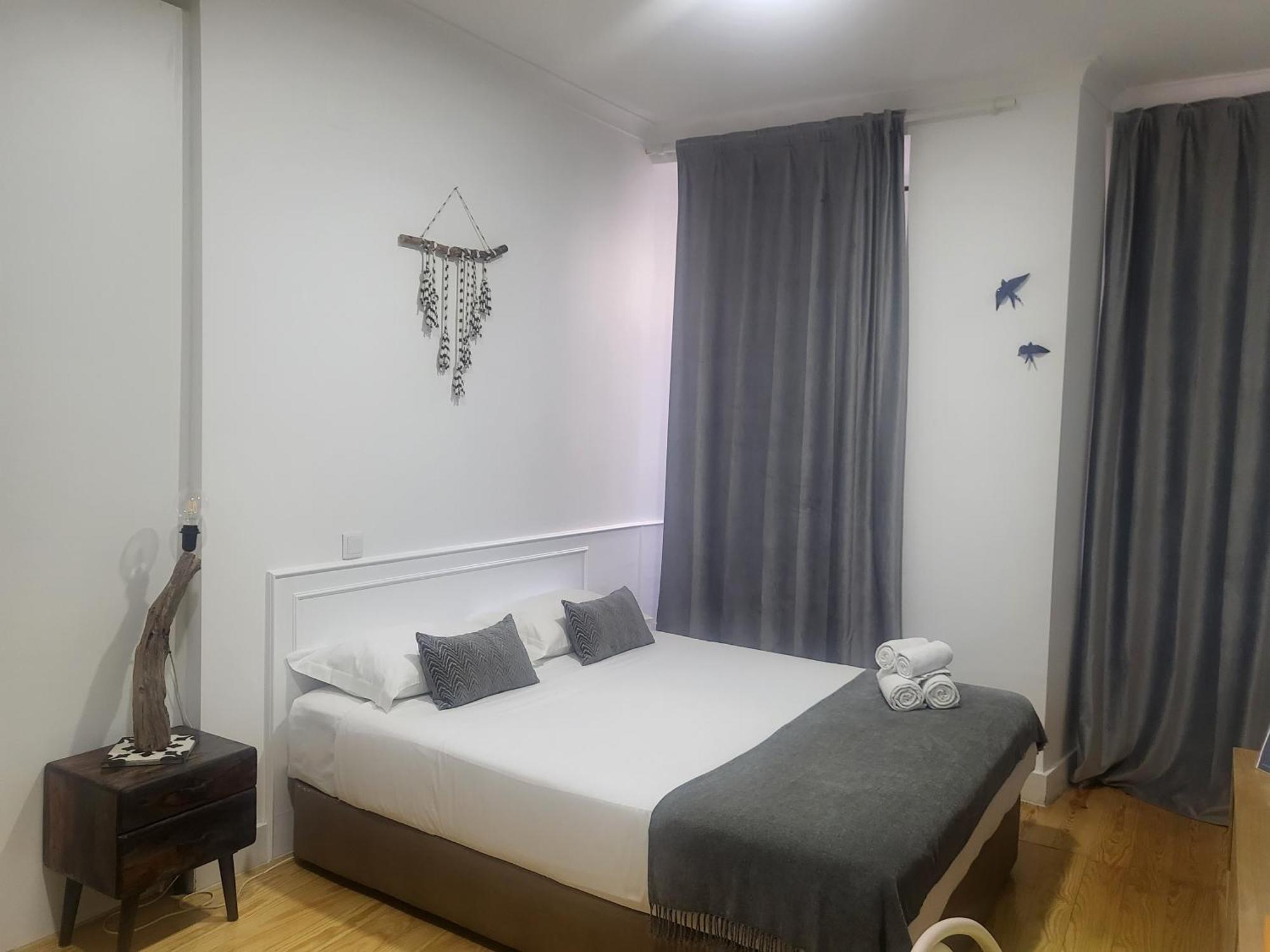 Alfama Apartments Services Lisbon Bagian luar foto