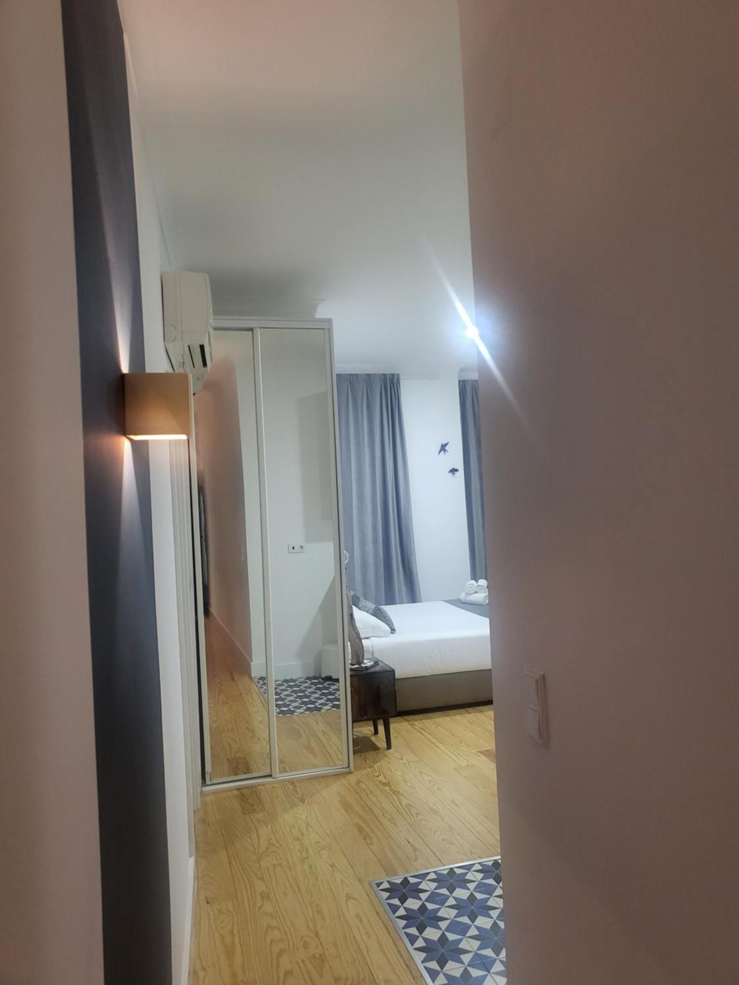 Alfama Apartments Services Lisbon Bagian luar foto