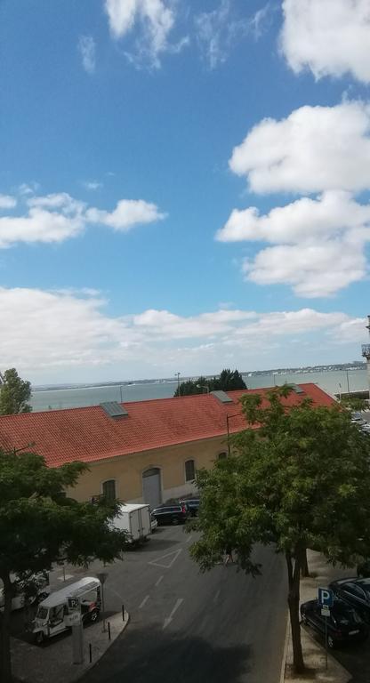 Alfama Apartments Services Lisbon Bagian luar foto