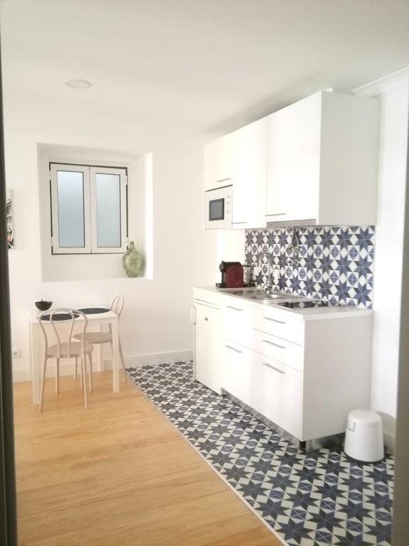 Alfama Apartments Services Lisbon Bagian luar foto