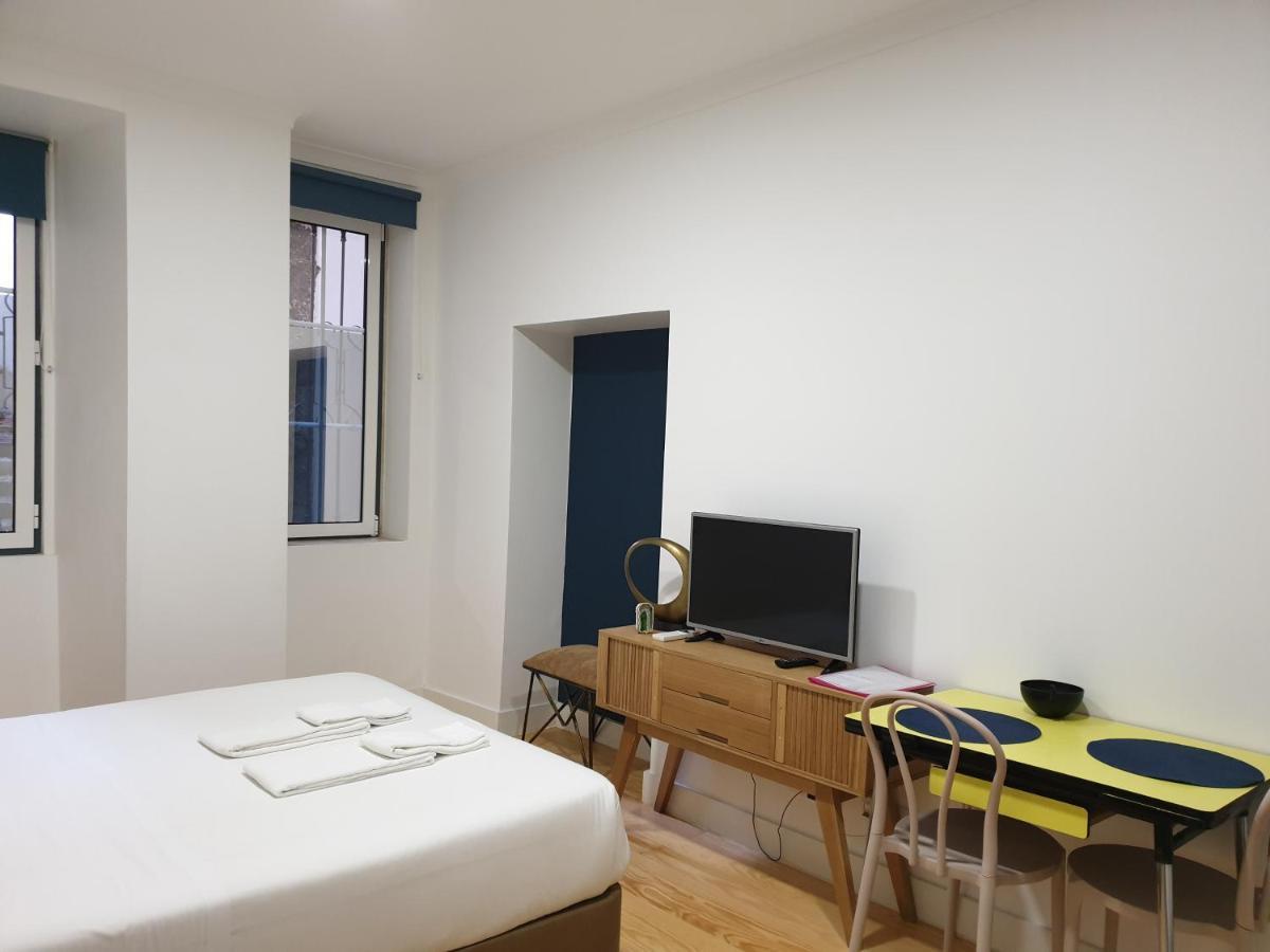 Alfama Apartments Services Lisbon Bagian luar foto